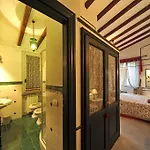 Torre Della Spinosa Guest house Giove