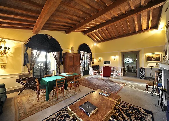 Torre Della Spinosa Guest house *